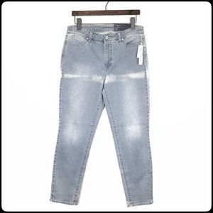 NWT TALBOTS Women's Flawless Slim Ankle Slimming Light Wash Stretchy Jeans 10
